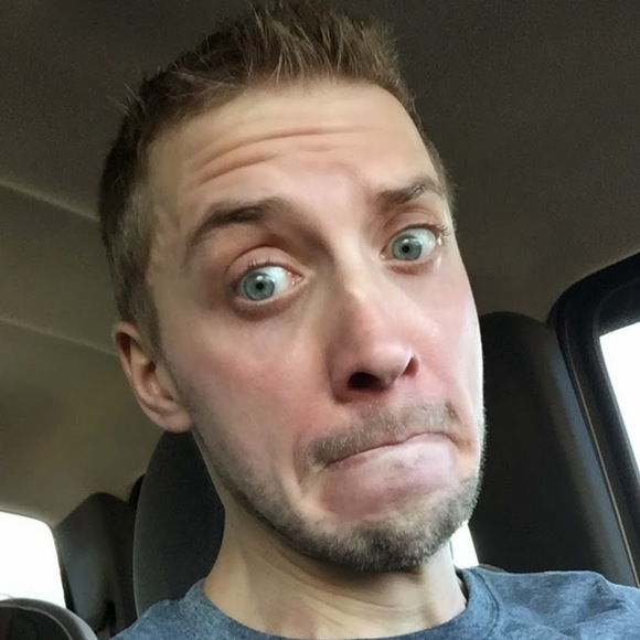 Meet your Posher, Justin - Picture 2 of 2